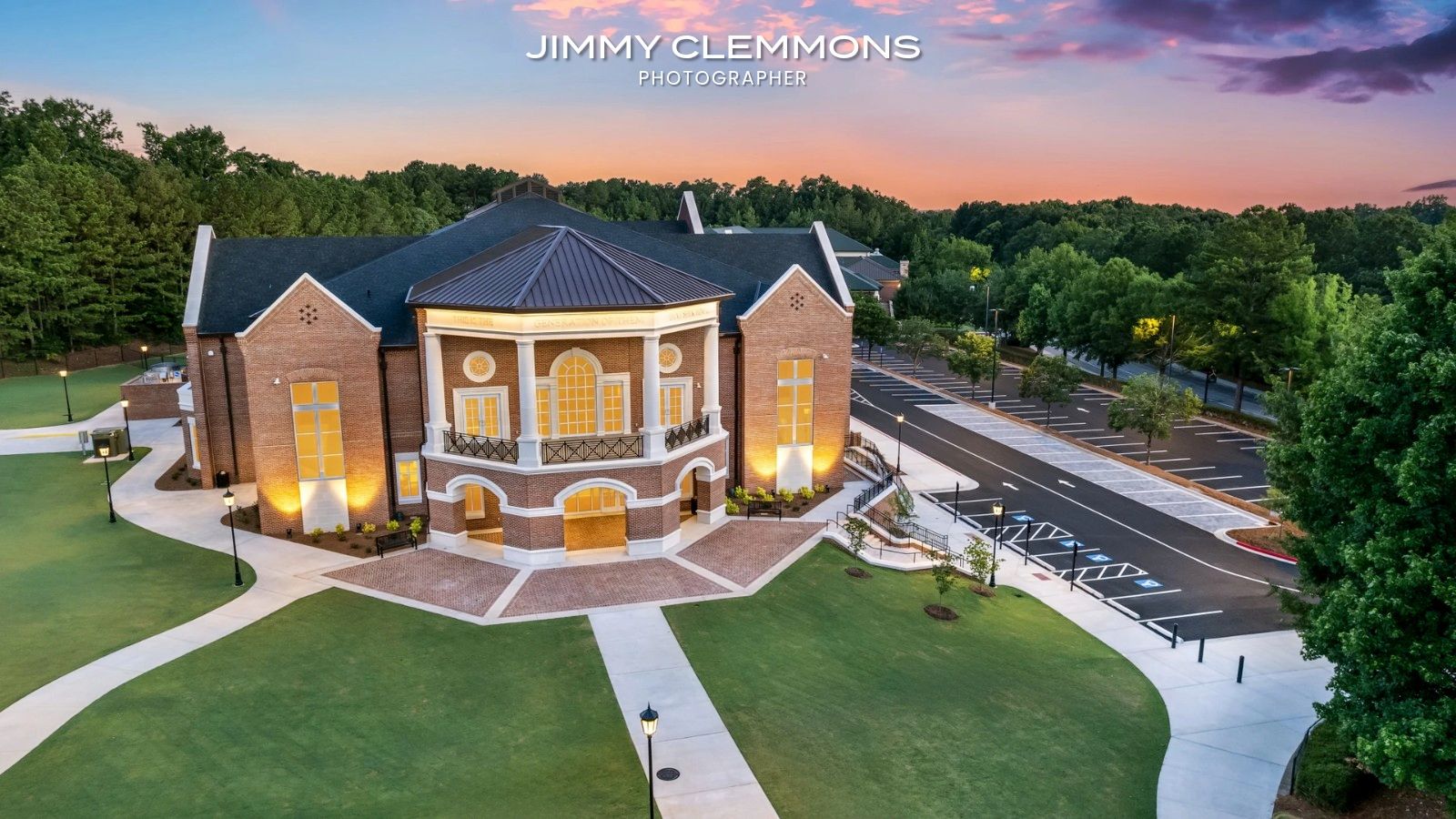 Screenshot from https://jimmyclemmons.com/